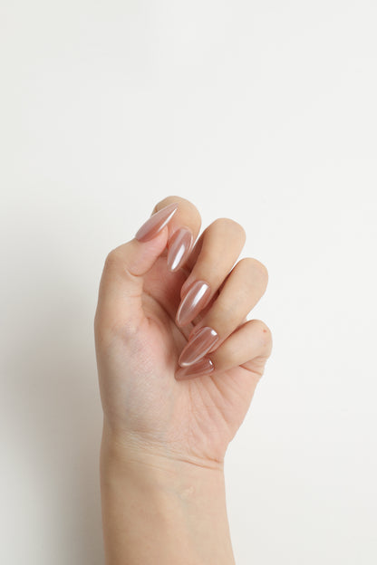 Glassy Nude