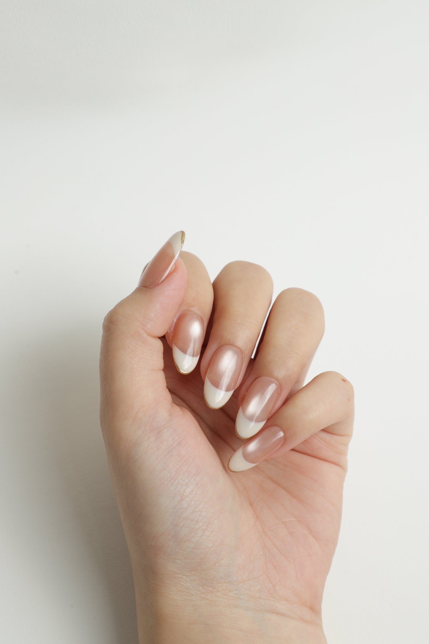Dainty Gold French