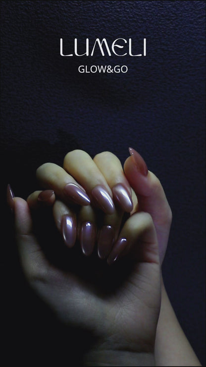Glassy Nude
